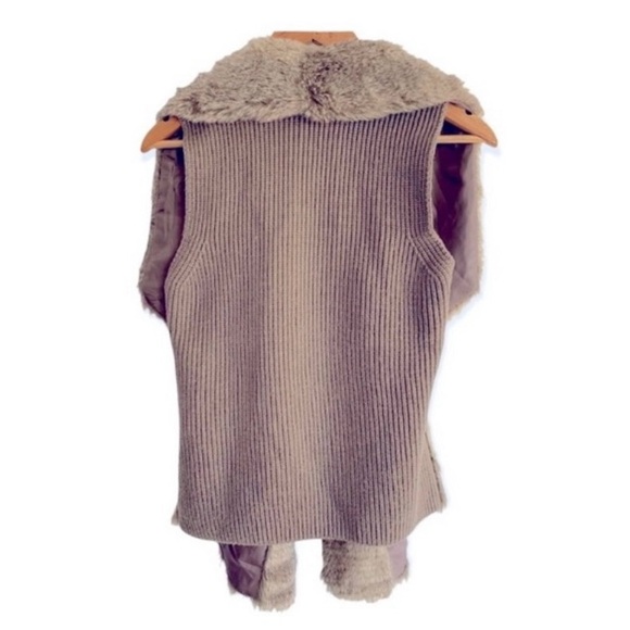 Maurice’s Faux Fur Vest Sz M - Picture 2 of 3